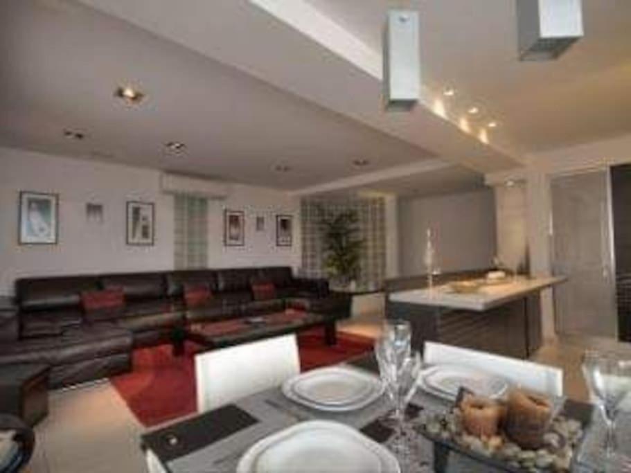 Private Room In A Modern Apartment With Pool And Sea View Σεντ Πόλς Μπέι Εξωτερικό φωτογραφία